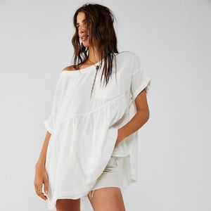 NWT FREE PEOPLE MOON CITY TEE